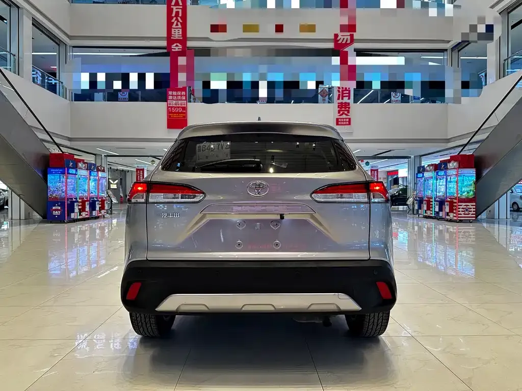 Toyota Corolla Cross 2023 из CN, фото 5