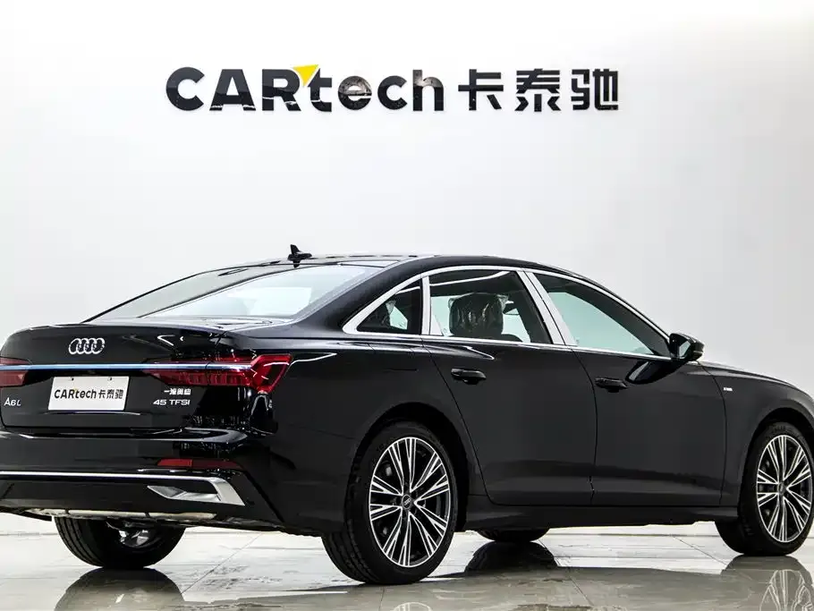 Audi A6L — фото 5