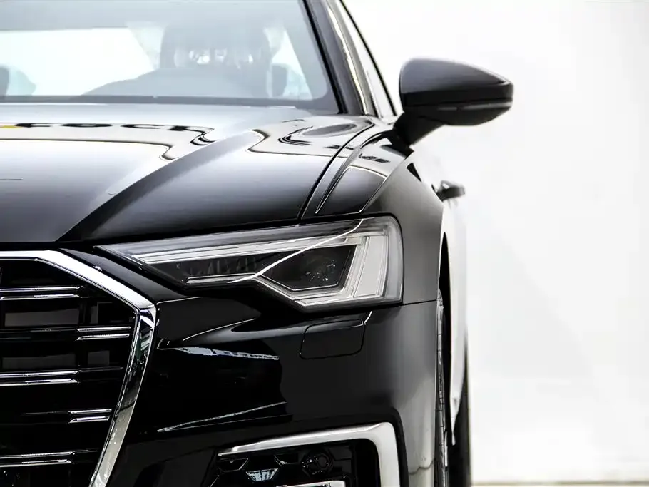 Audi A6L — фото 6