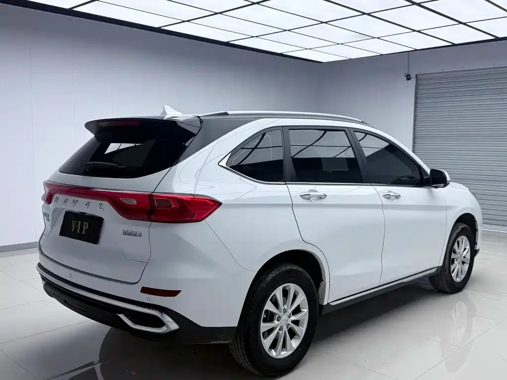Haval M6 — фото 5