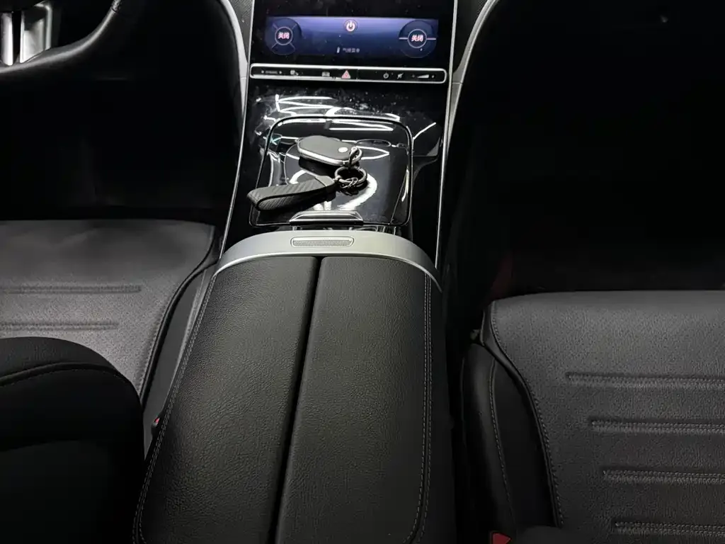 Mercedes-Benz C-Class 2023 из CN, фото 4