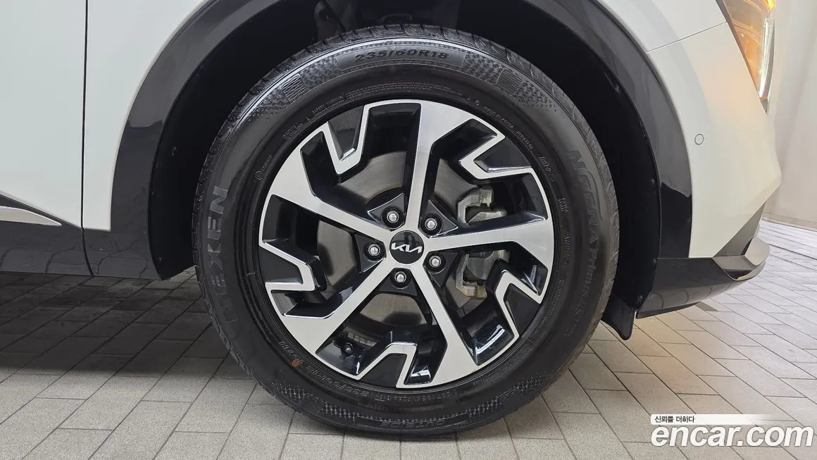 Kia Sportage — фото 8