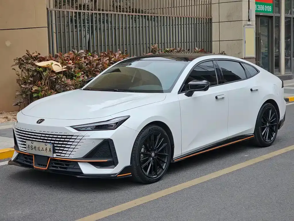Changan UNI-V 2022 из CN, фото 1
