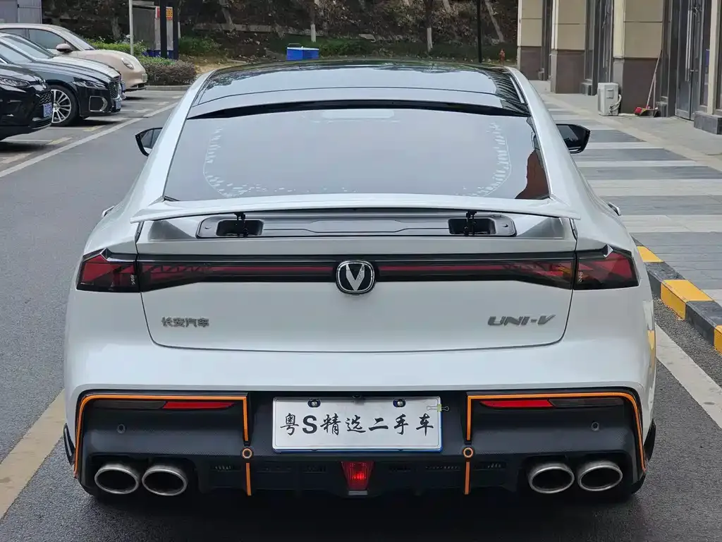 Changan UNI-V 2022 из CN, фото 2