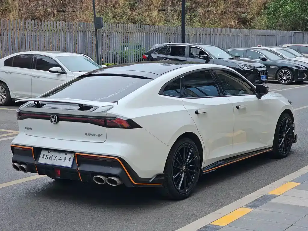 Changan UNI-V 2022 из CN, фото 9