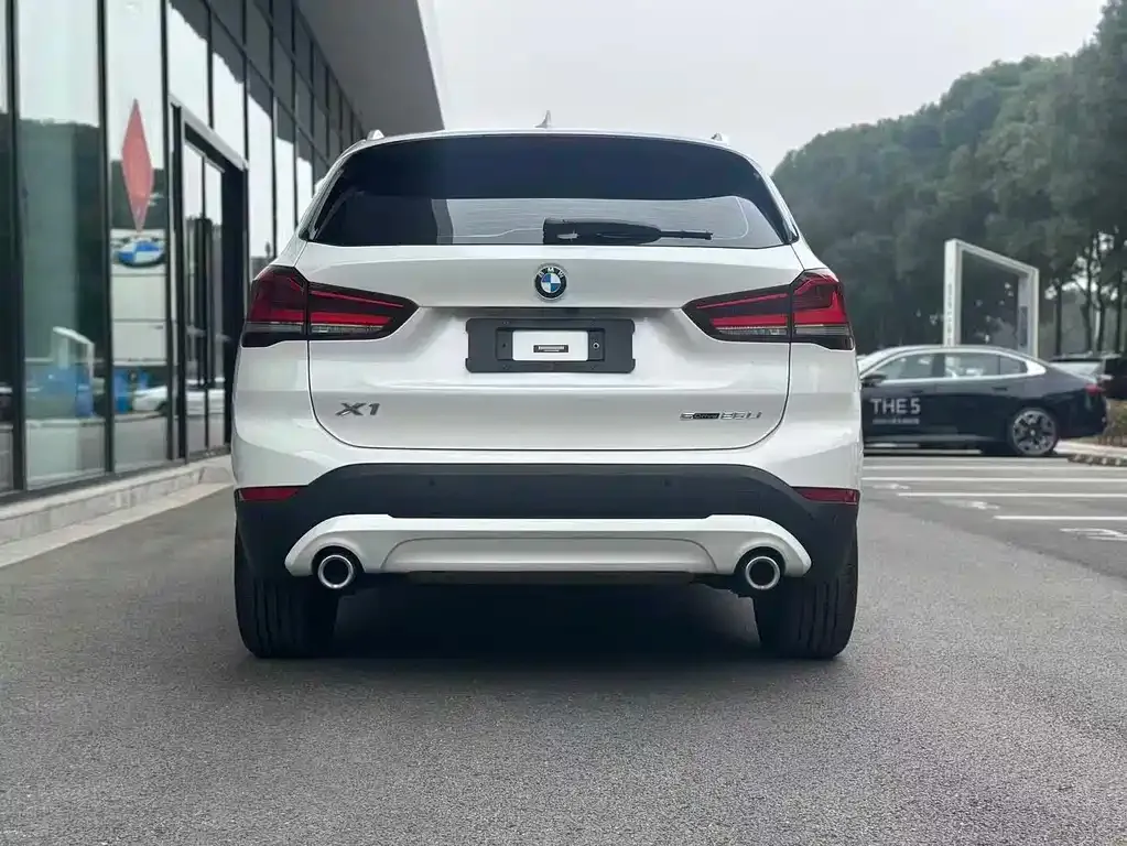 BMW X1 2023 из CN, фото 8