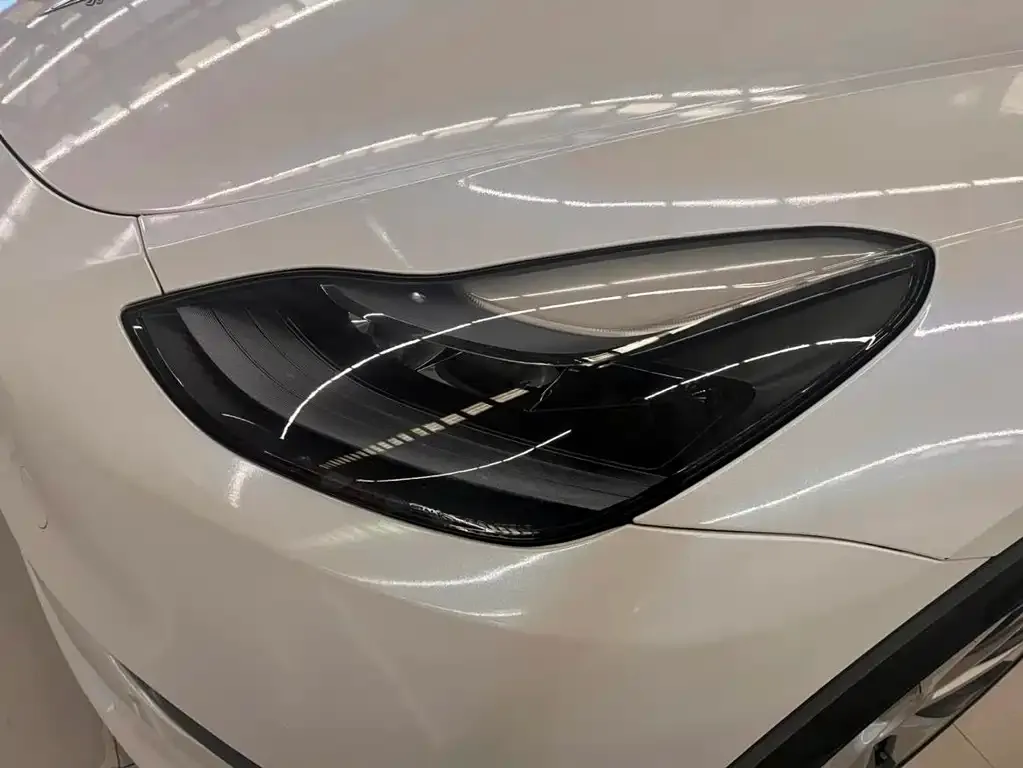 Tesla Model Y 2023 из CN, фото 7