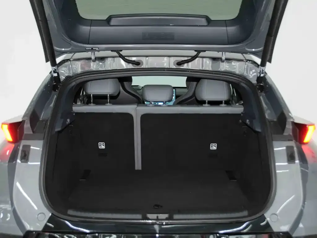 Lynk & Co Z20 2025 из CN, фото 6