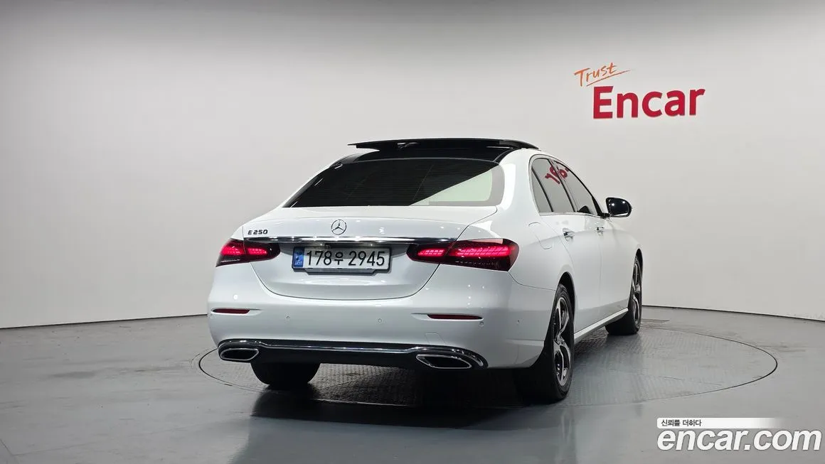 Mercedes-Benz E-Class 2021 из KR, фото 7