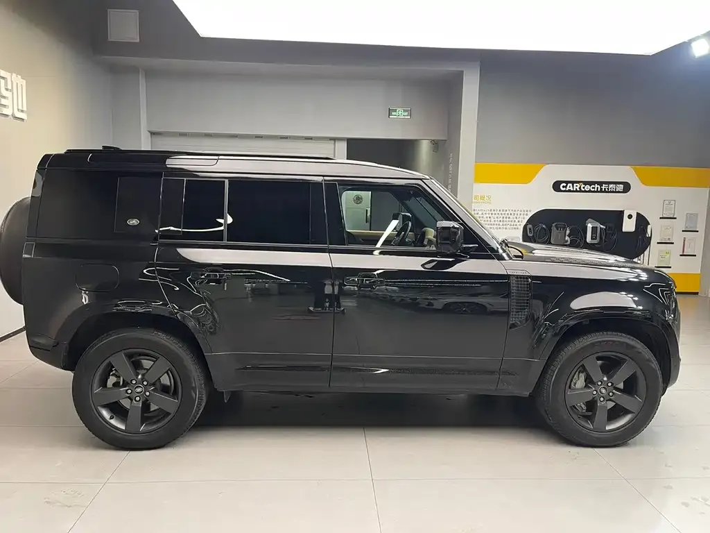 Land Rover Defender 2024 из CN, фото 9