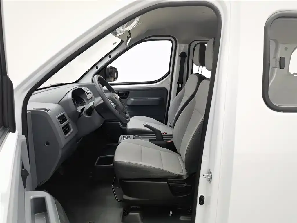 Wuling Yangguang 2025 из CN, фото 10