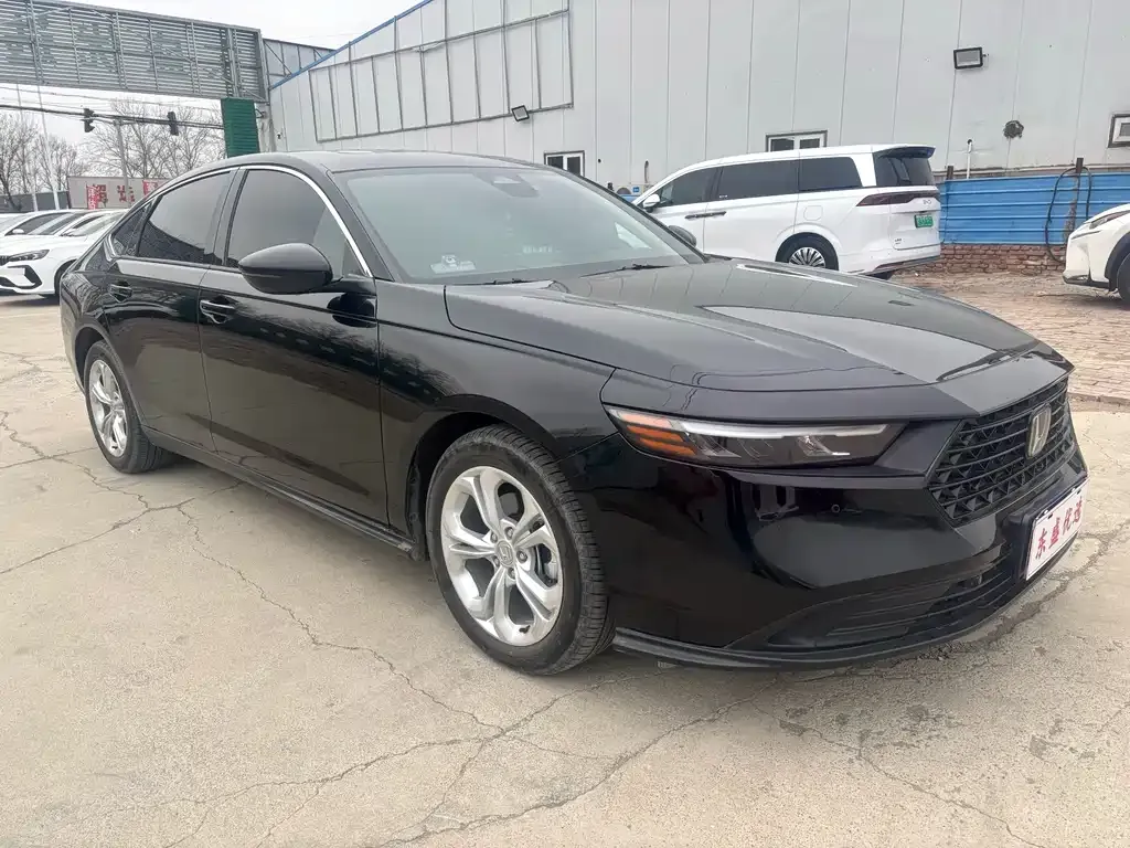 Honda Accord — фото 6