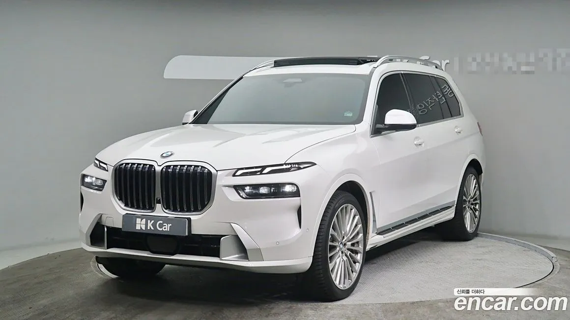 BMW X7 — фото 1