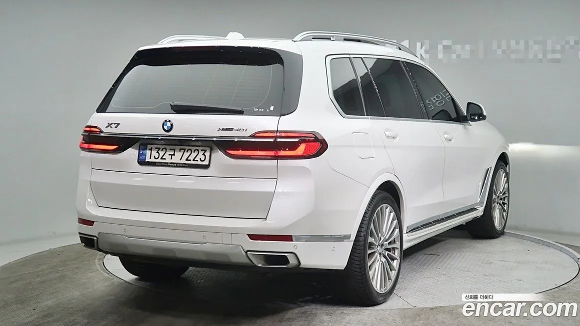 BMW X7 — фото 3
