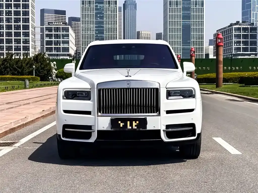 Rolls-Royce Cullinan 2023 из CN, фото 5