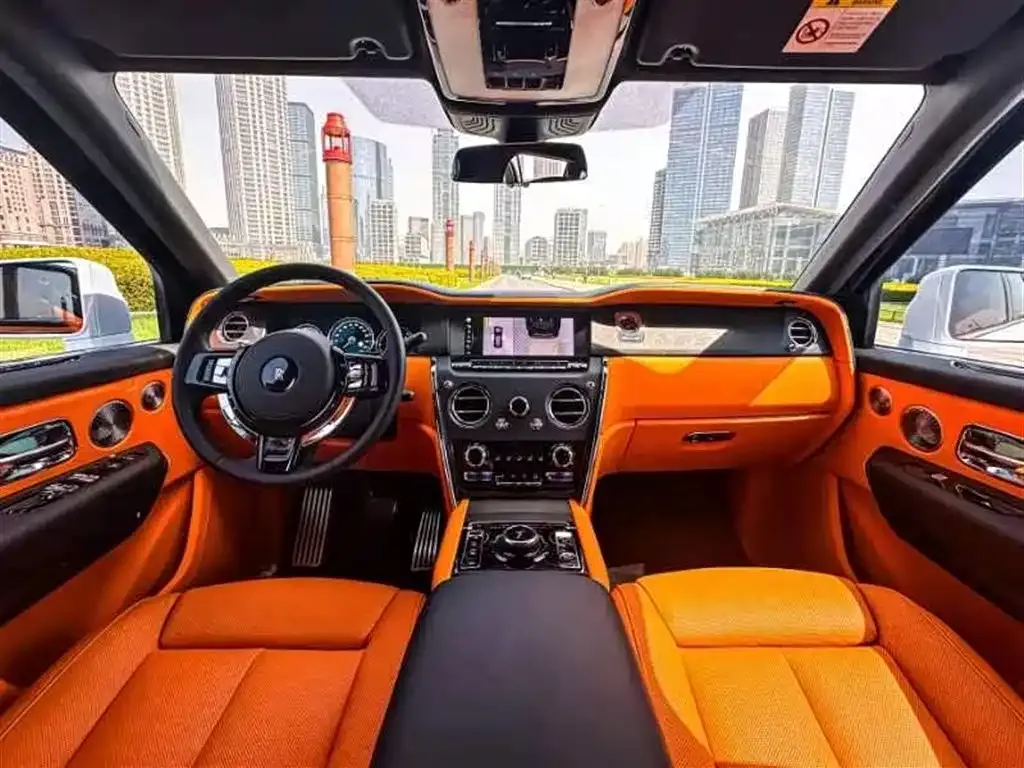 Rolls-Royce Cullinan 2023 из CN, фото 4