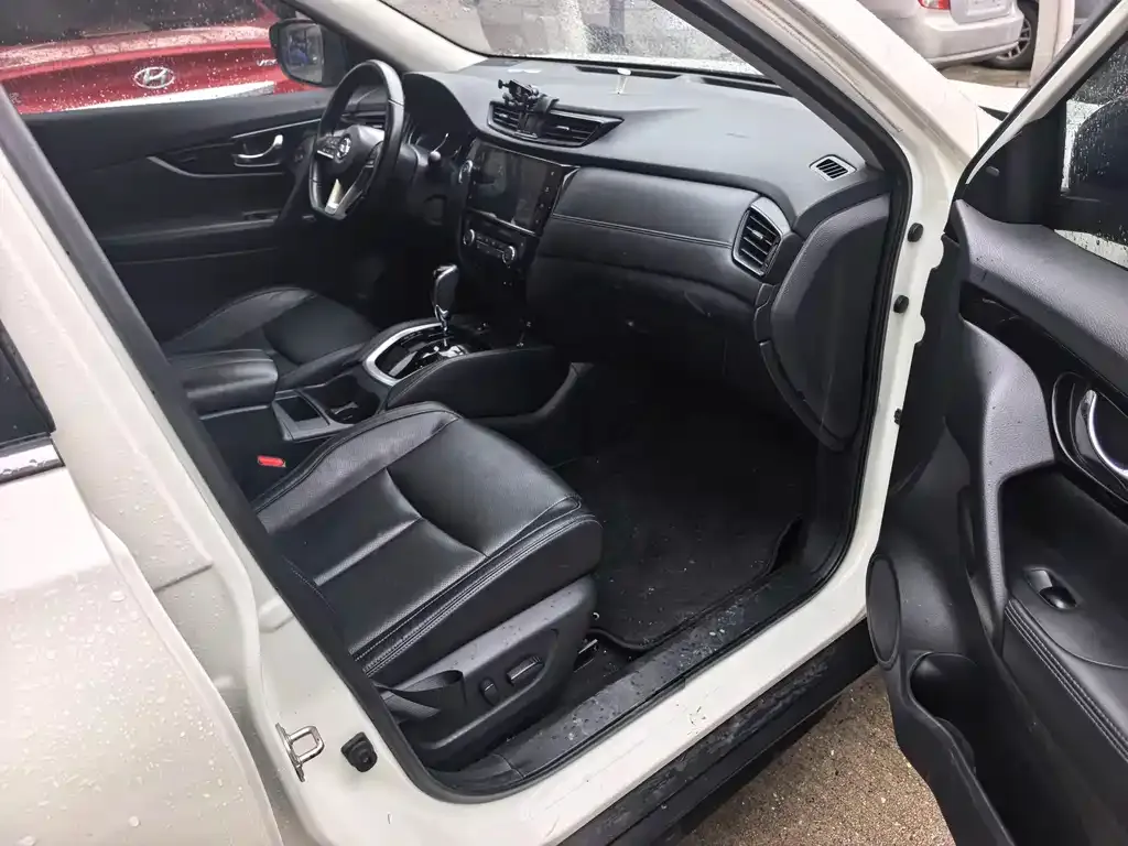 Nissan X-Trail — фото 2