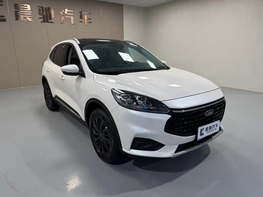 Ford Escape 2025 из CN, фото 2