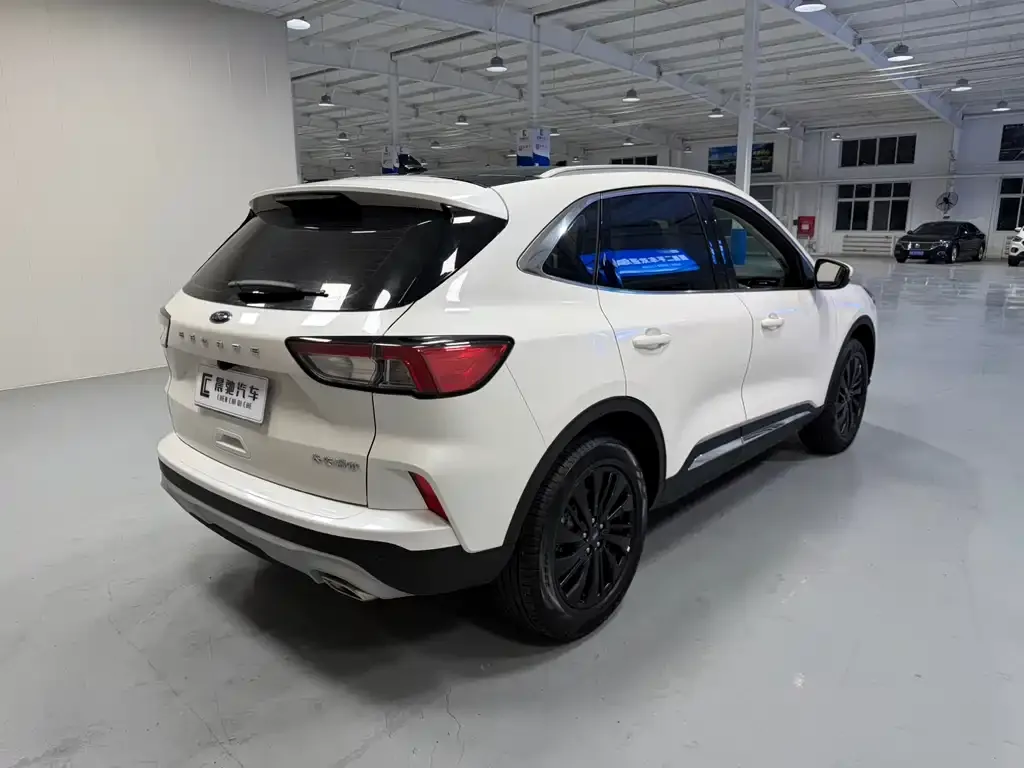 Ford Escape 2025 из CN, фото 10