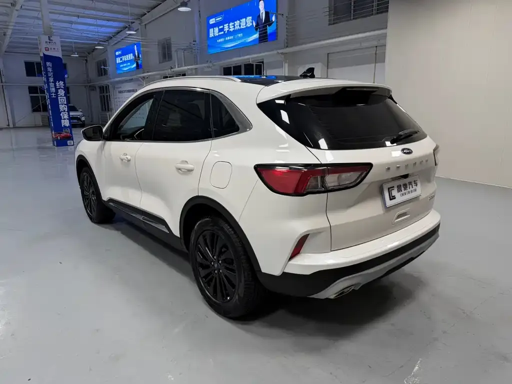 Ford Escape 2025 из CN, фото 6