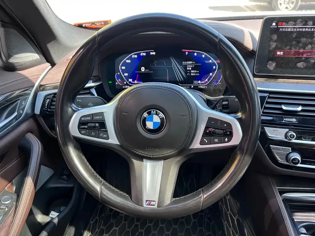 BMW 5 Series — фото 2