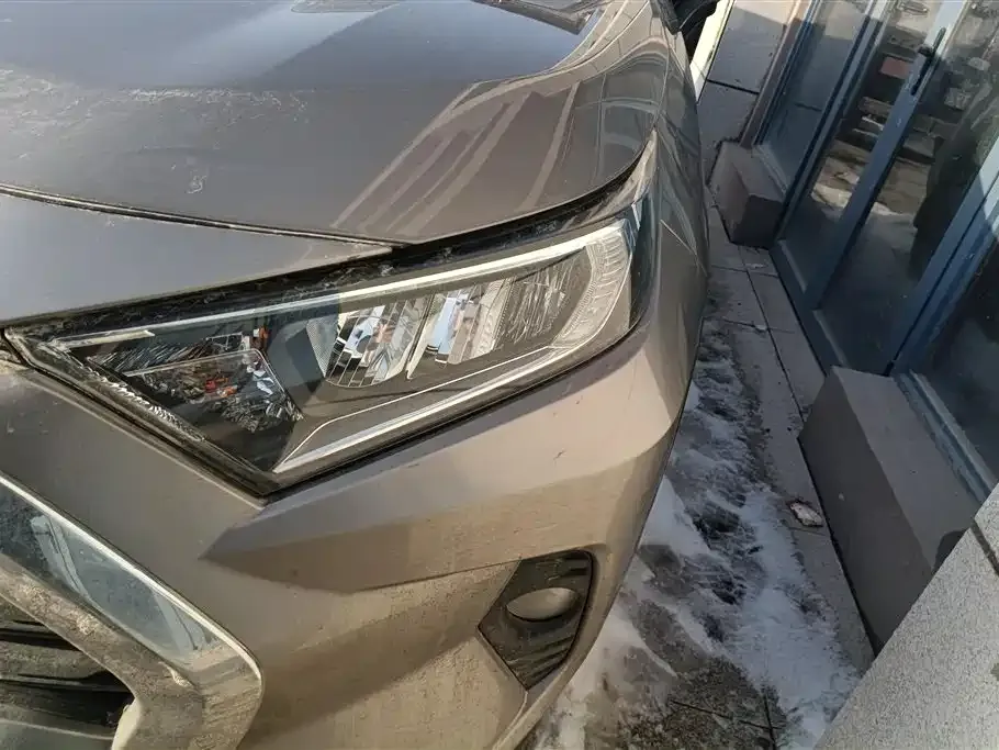 Toyota RAV4 2021 из CN, фото 4