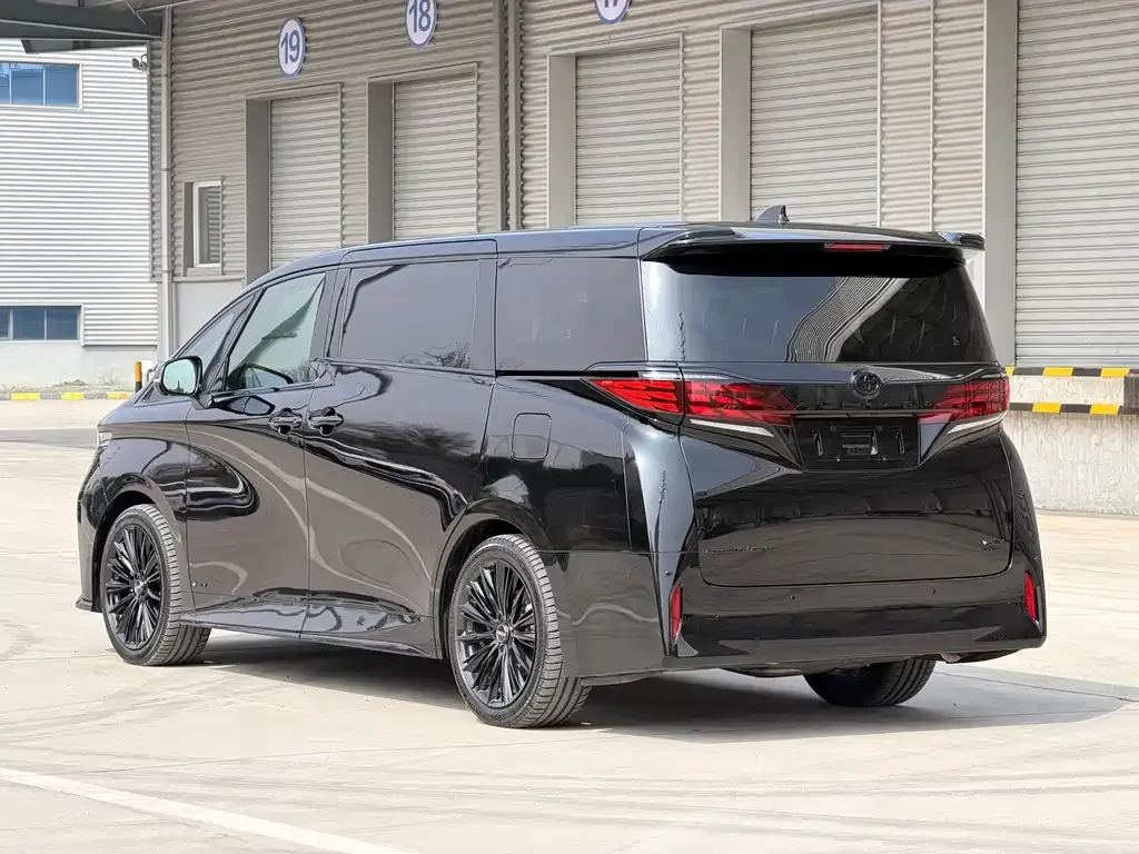 Toyota Alphard 2026 из CN, фото 5