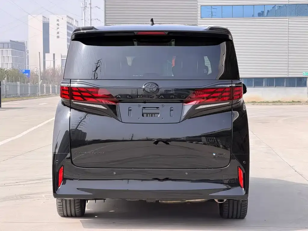 Toyota Alphard 2026 из CN, фото 9
