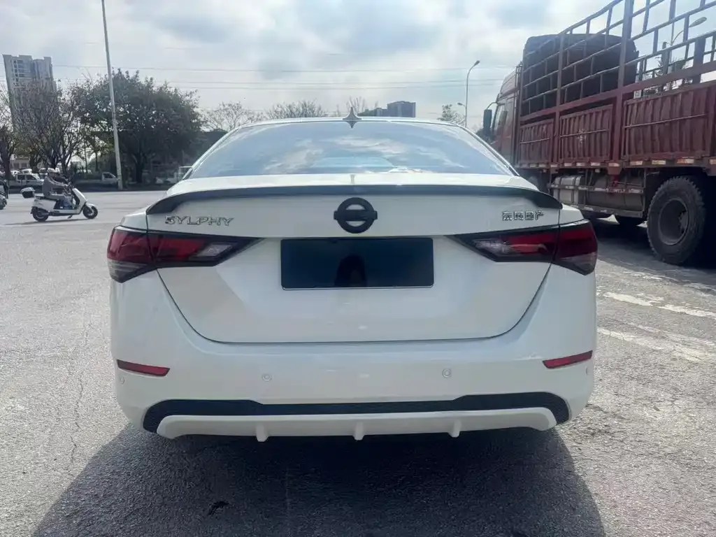 Nissan Sylphy 2023 из CN, фото 3