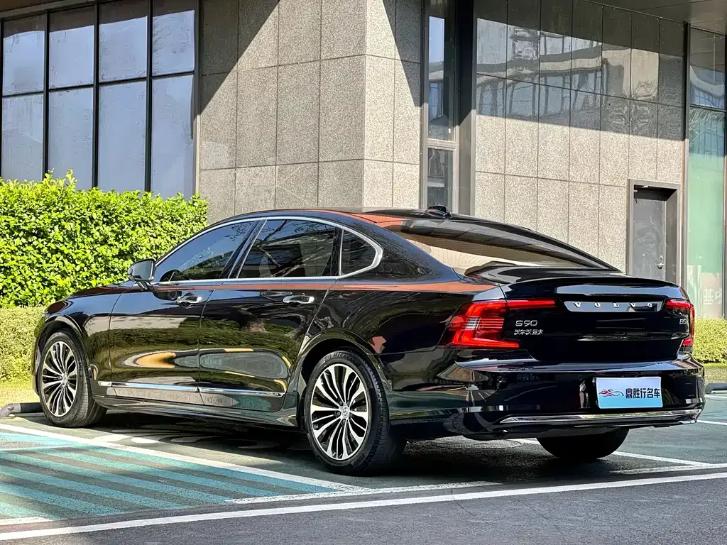 Volvo S90 2023 из CN, фото 10