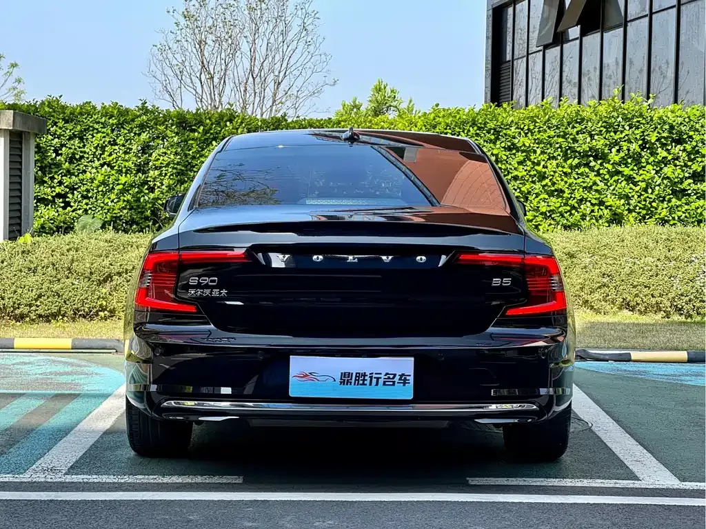Volvo S90 2023 из CN, фото 9