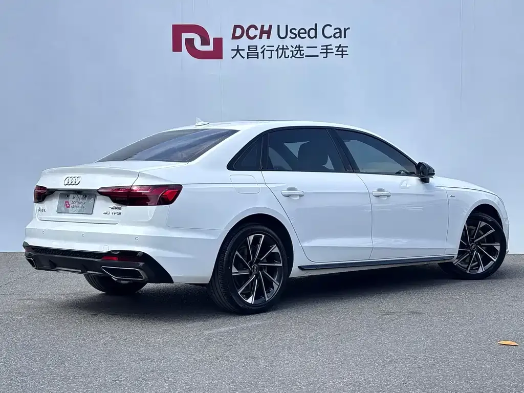 Audi A4L 2023 из CN, фото 8