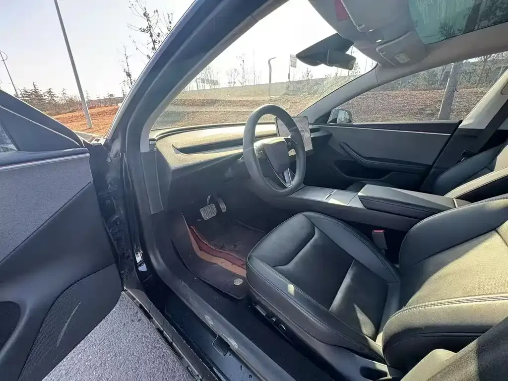 Tesla Model 3 2024 из CN, фото 9