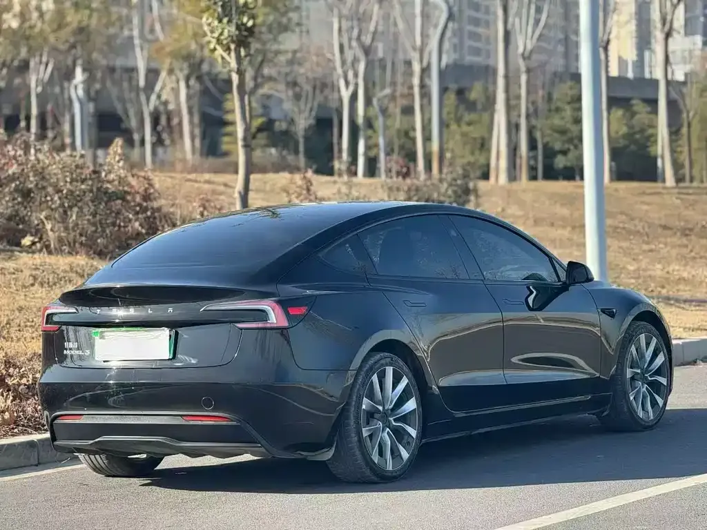 Tesla Model 3 2024 из CN, фото 8