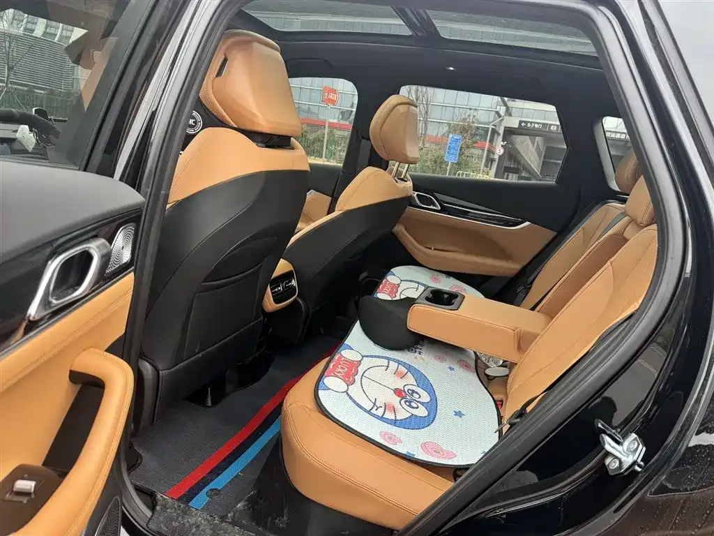 Geely Boyue L 2026 из CN, фото 2
