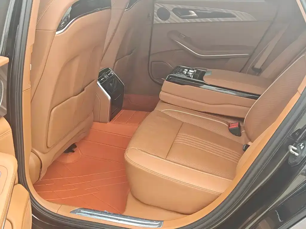 Hongqi H9 2021 из CN, фото 10