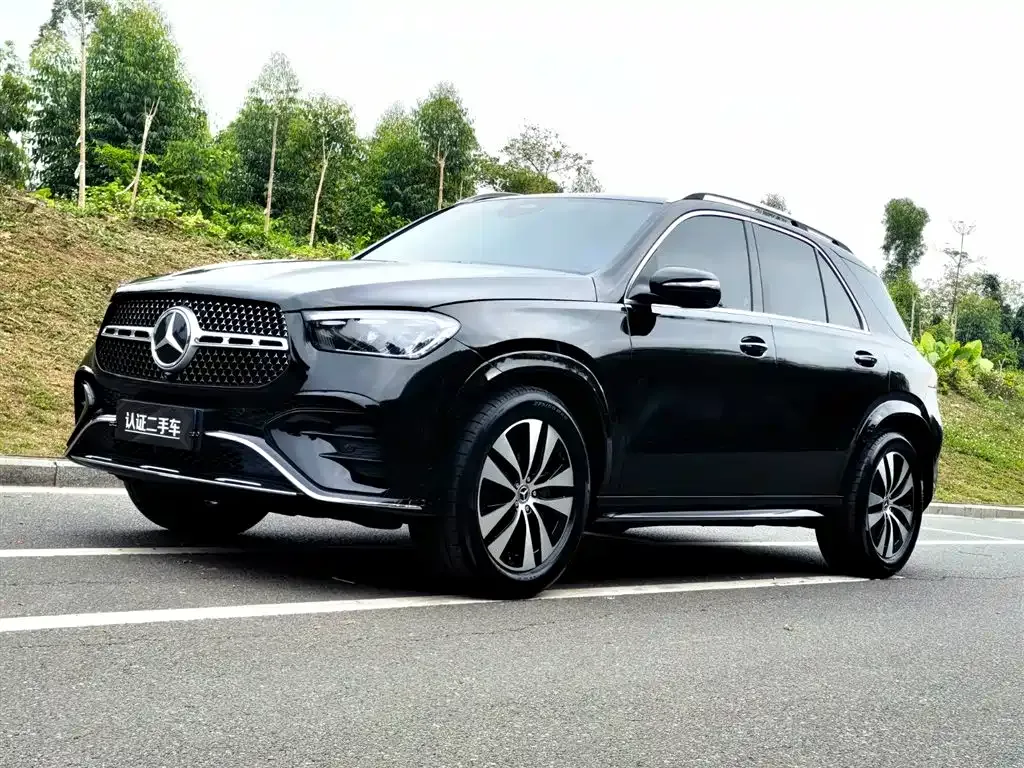 Mercedes-Benz GLE — фото 1