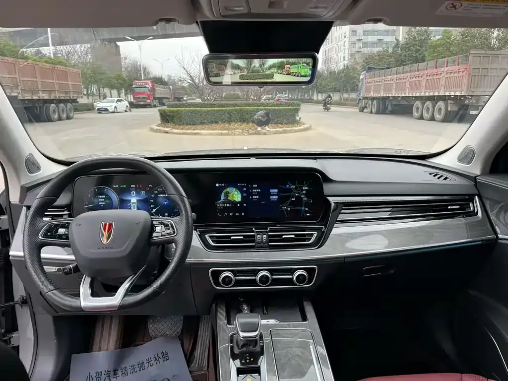 Hongqi HS5 — фото 3