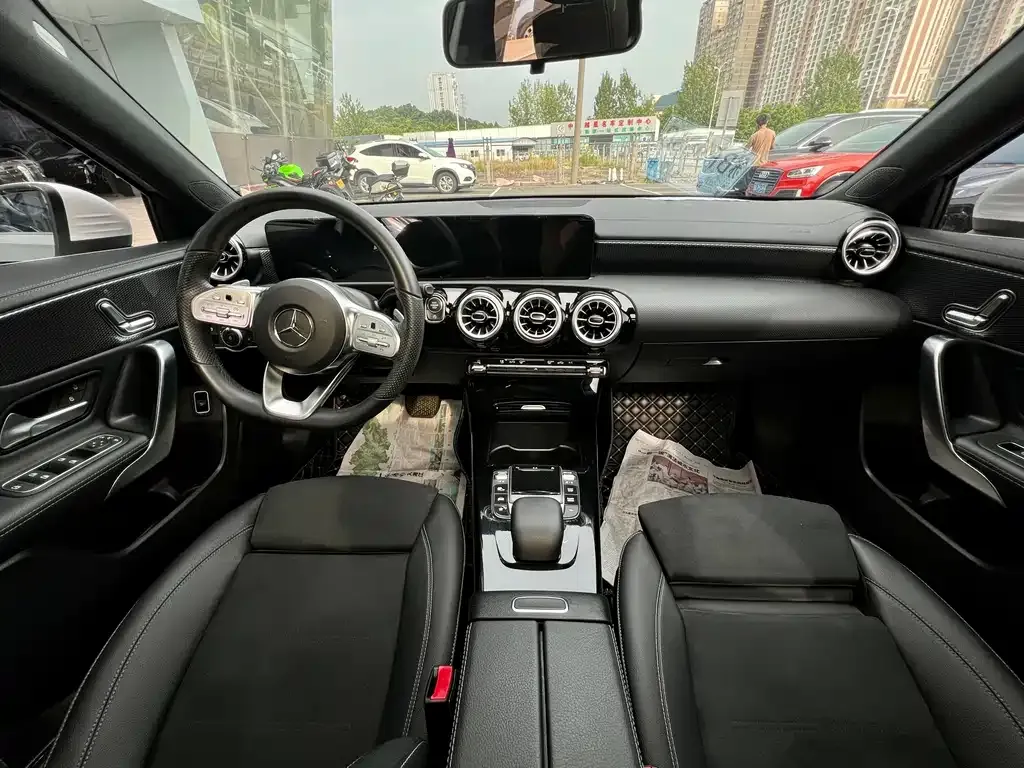 Mercedes-Benz A-Class — фото 10