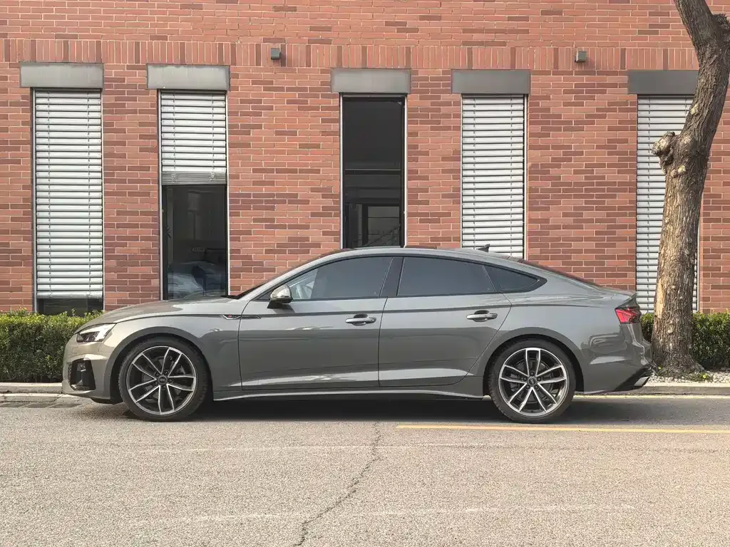 Audi A5 (Import) 2023 из CN, фото 5