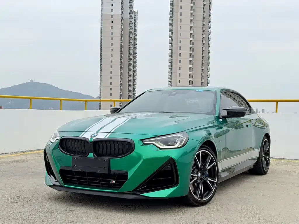 BMW M240i — фото 1