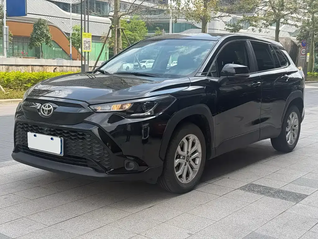 Toyota Frontlander 2023 из CN, фото 1