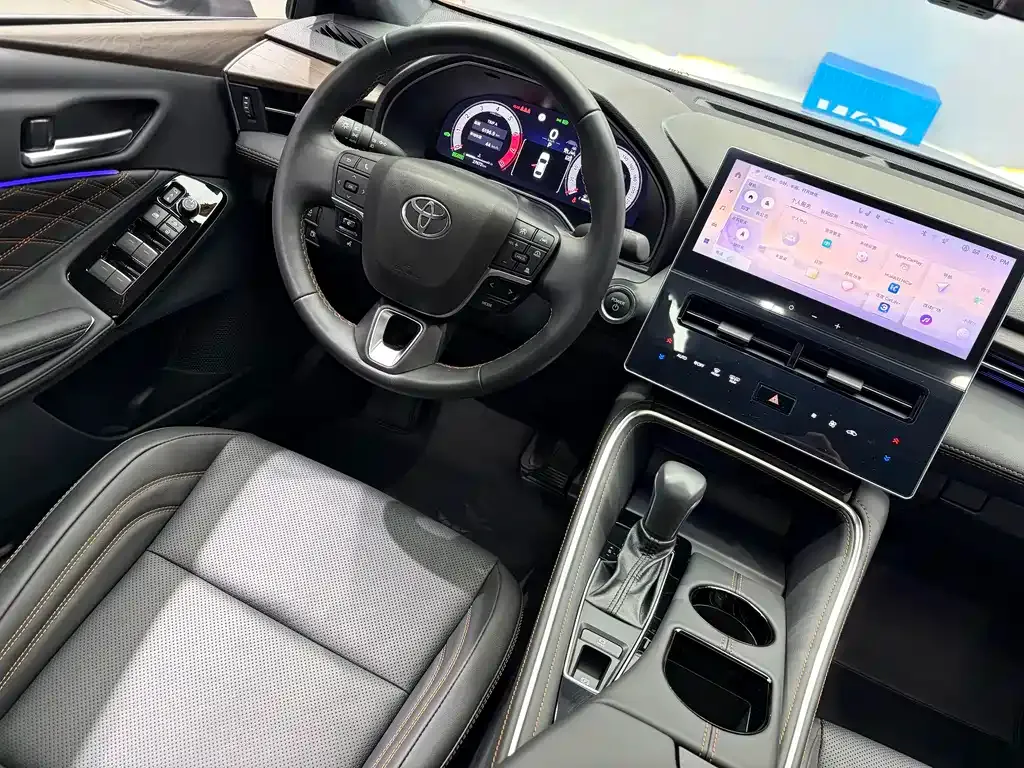 Toyota Avalon 2024 из CN, фото 9