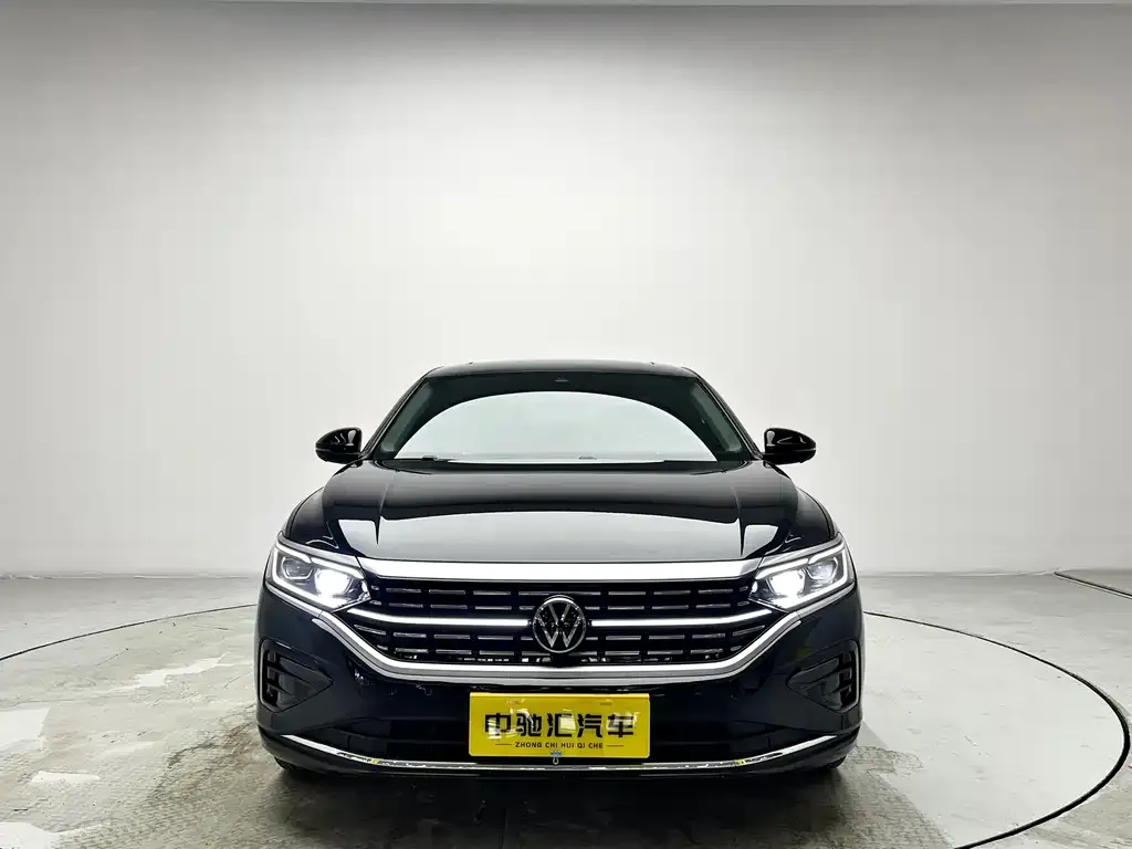 Volkswagen Passat — фото 5