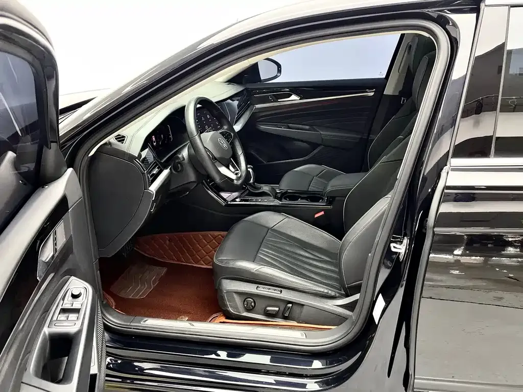 Volkswagen Passat — фото 7