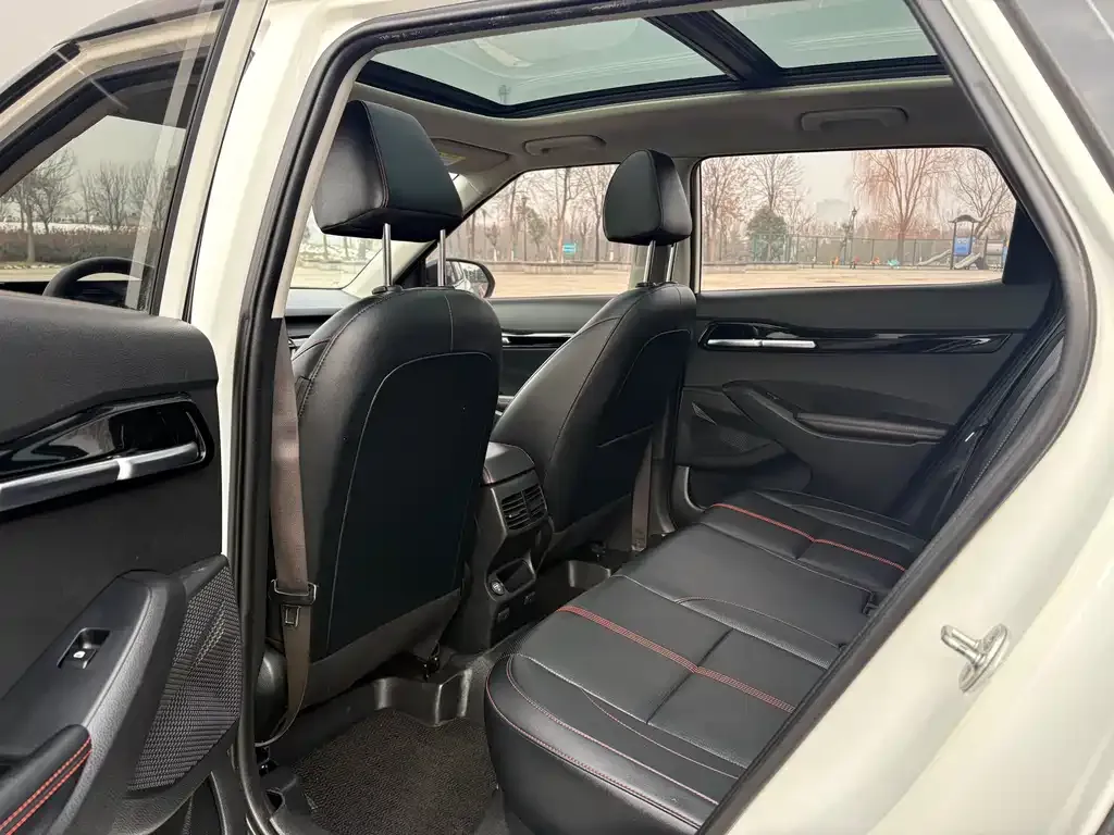 Kia KX3 — фото 3