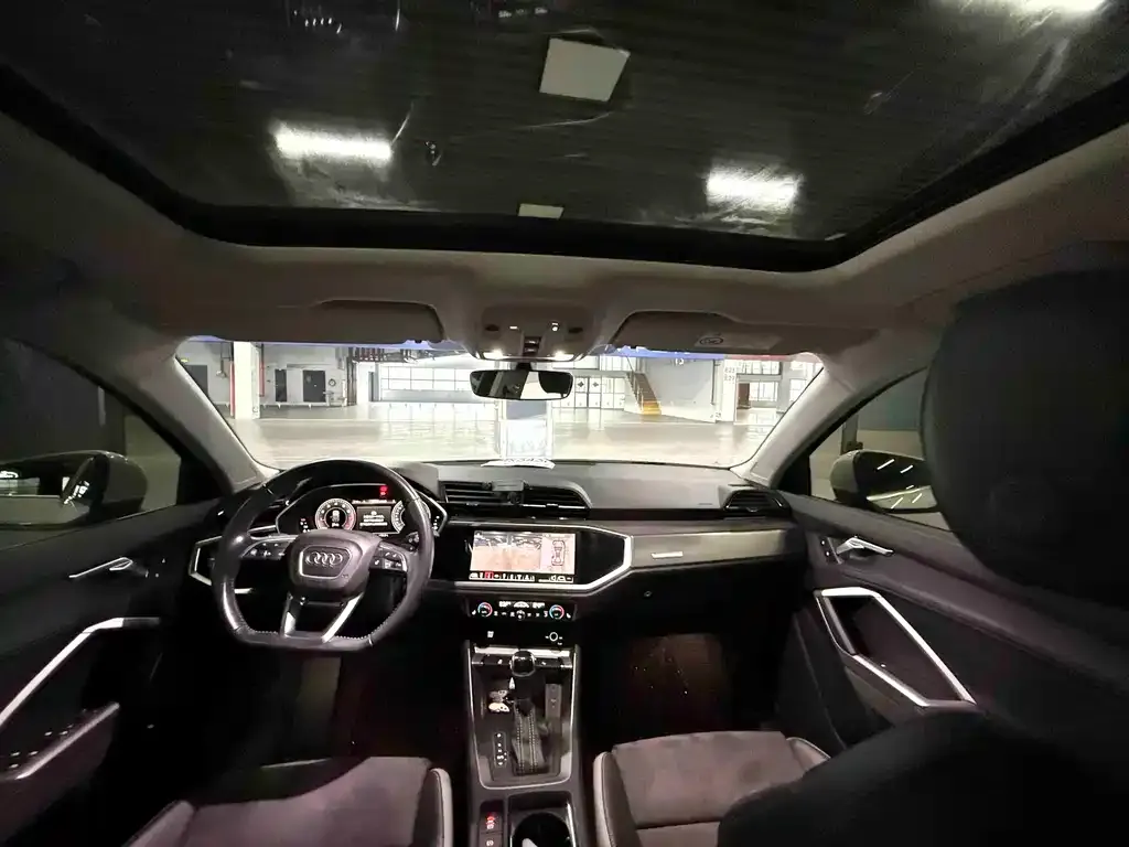 Audi Q3 2022 из CN, фото 2