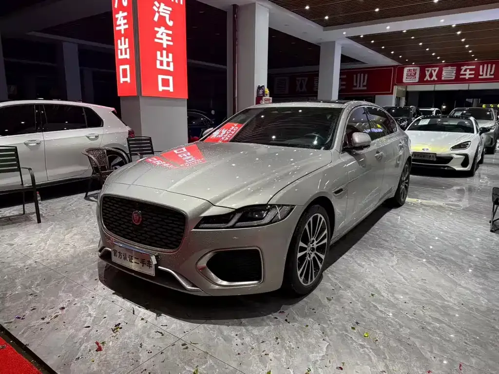 Jaguar XFL 2025 из CN, фото 1