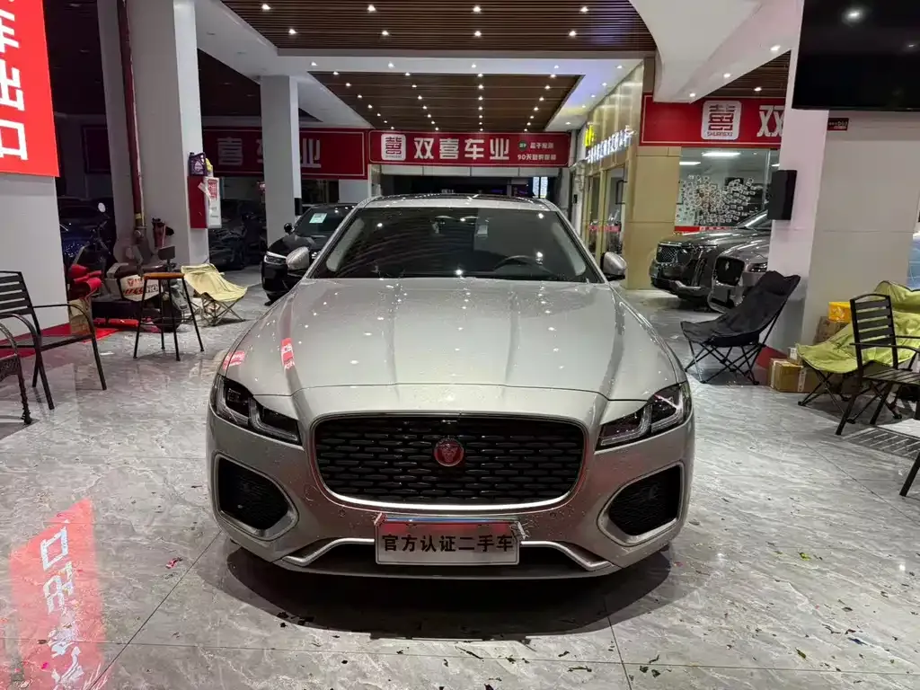 Jaguar XFL 2025 из CN, фото 9