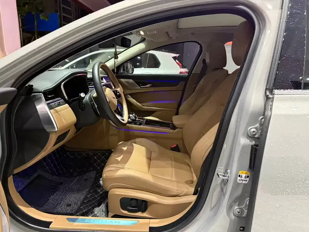 Jaguar XFL 2025 из CN, фото 4